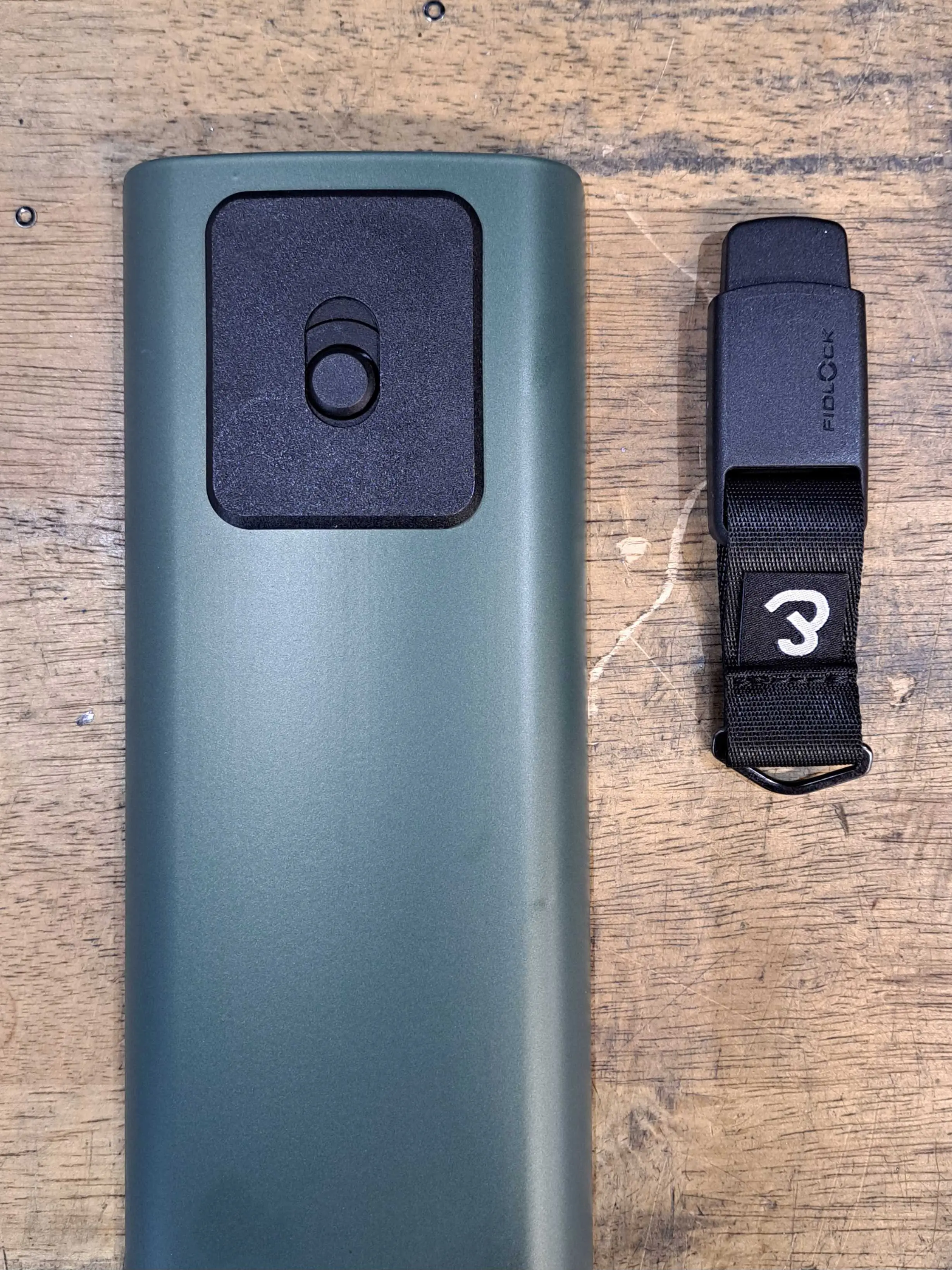 R&M Fidlock Akkucover Schlüssel R&M Fidlock Akkucover Schlüssel