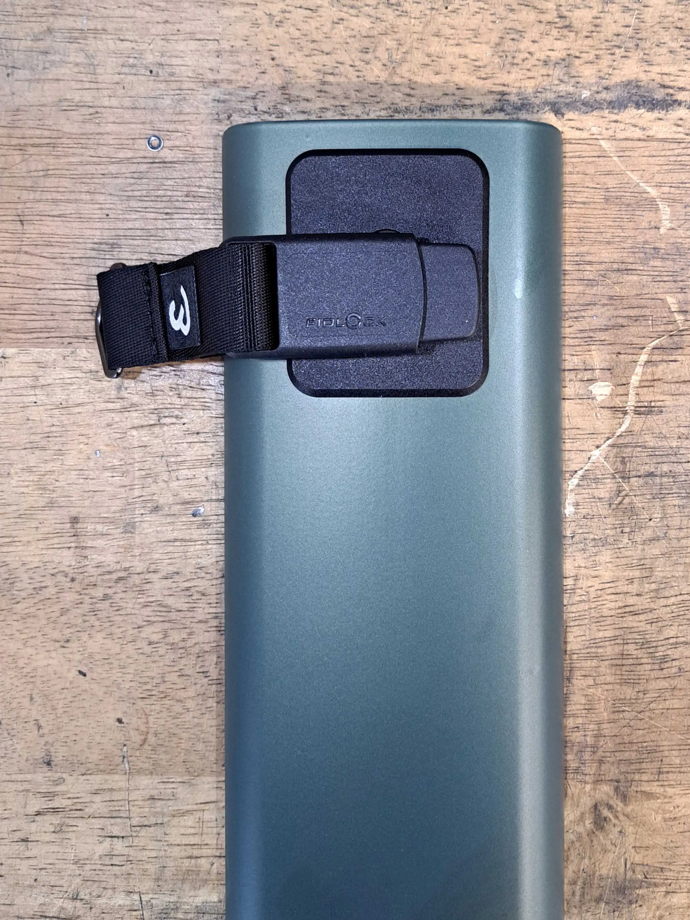 R&M Fidlock Akkucover Schlüssel R&M Fidlock Akkucover Schlüssel